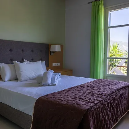 Apartament Vliho Bay & *