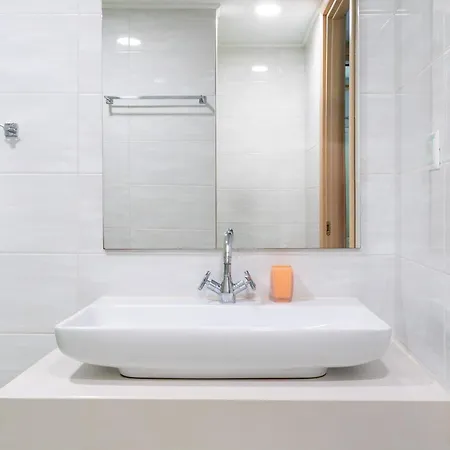 Apartament Vliho Bay &