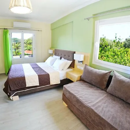 Apartament Vliho Bay & Yénion