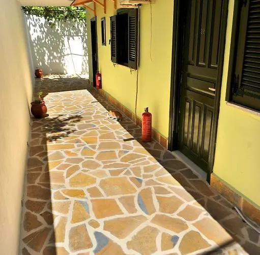 Apartment Vliho Bay & *