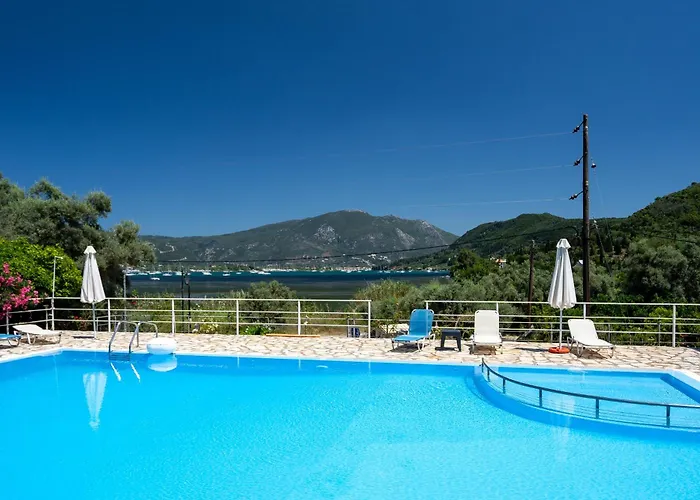 Vliho Bay & Apartment