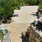 Vliho Bay & Daire Yénion