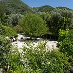 Vliho Bay & * Yénion
