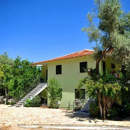 Vliho Bay & Apartment