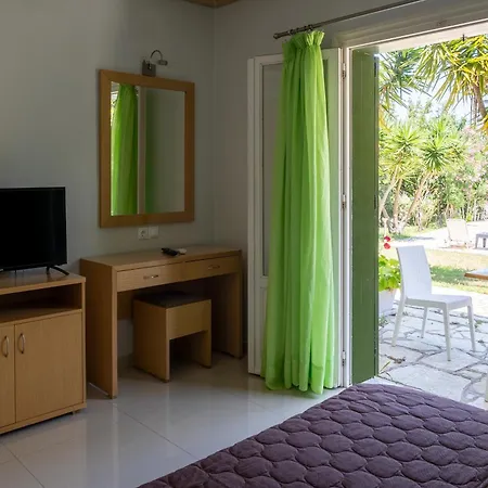 Апартаменты Vliho Bay & Geni (Lefkada)